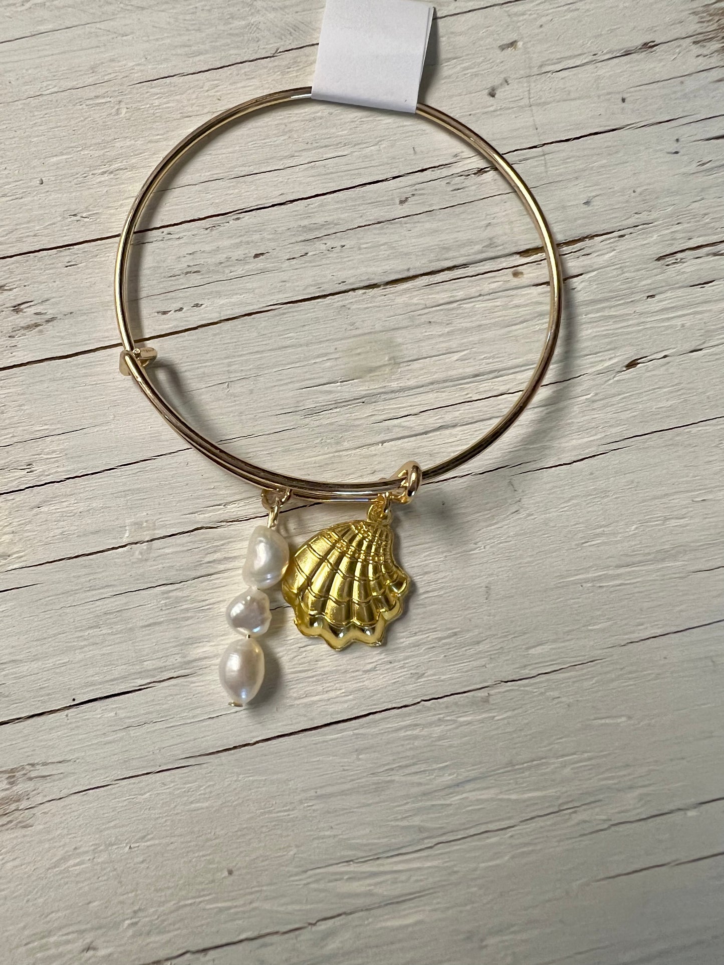 Golden Shell Bracelet