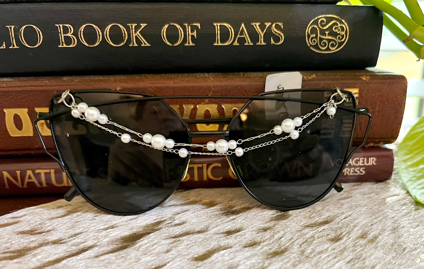 Black Pearly Gypsy Glasses